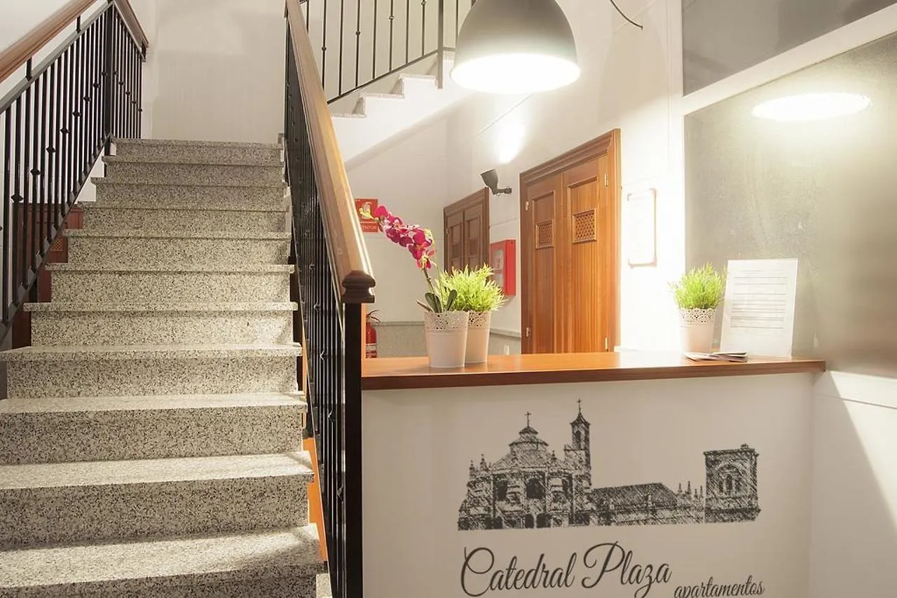 Apartamentos Catedral Plaza 3000 Granada Apartment